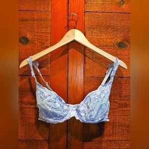 VICTORIA'S SECRET Purple and Blue Mesh Semi-lined Underwire T-Shirt Bra